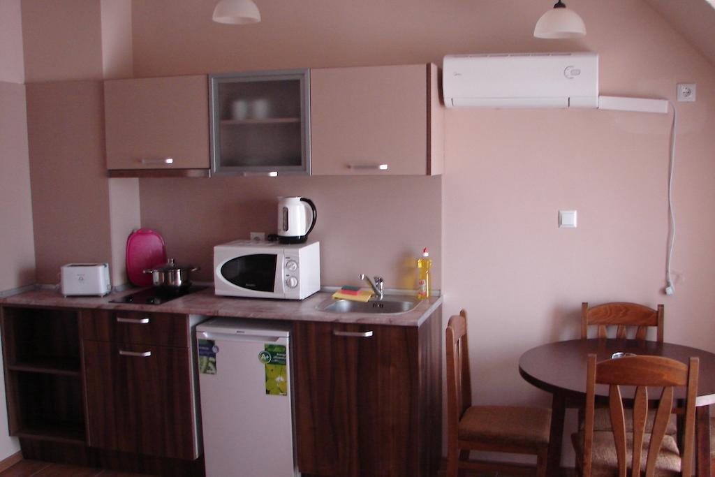 Horizont Apartments Sunny Beach Room photo